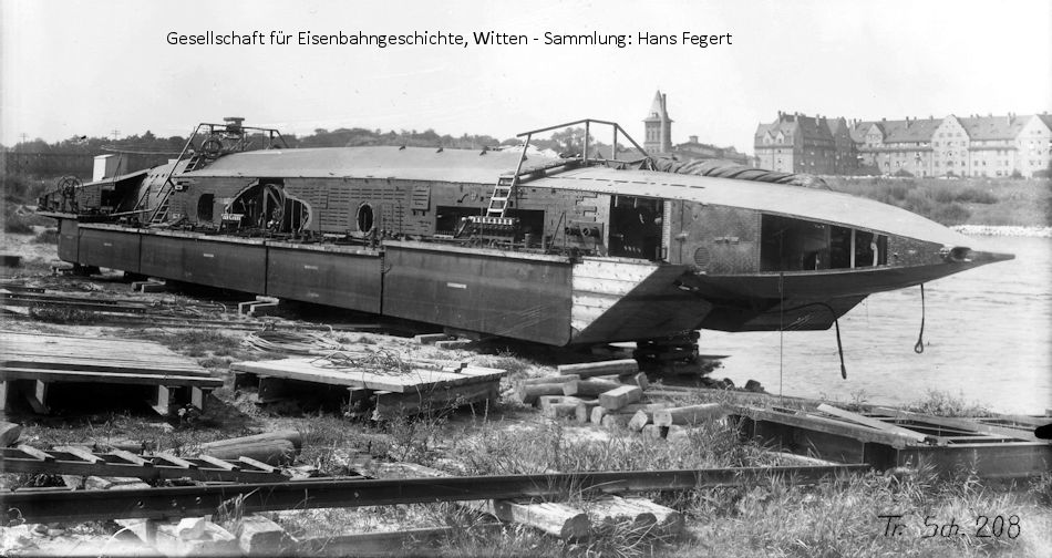 1942 - 1943 U-Boot in Ingolstadt auf der Donau